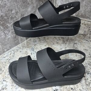 Crocs Women's Black Platform Sandals